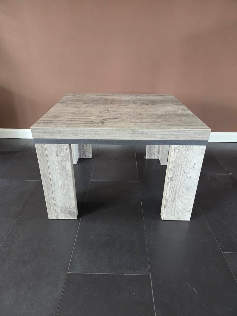 Stijlvolle Bijzettafel in houtlook, Ophalen, Minder dan 45 cm, Vierkant, 55 tot 75 cm