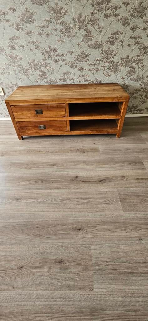 Teak houten tv kastje met 2 laatjes, Huis en Inrichting, Kasten | Televisiemeubels, Ophalen