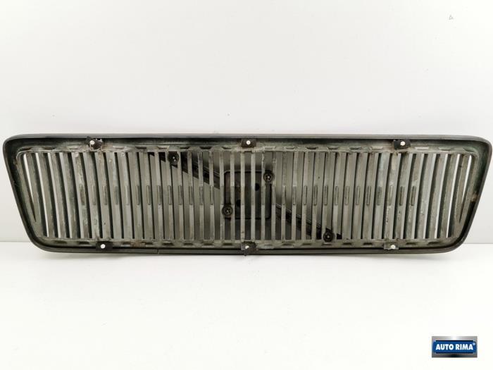 Grille van een Volvo S70, Gebruikt, -, -, Ophalen of Verzenden