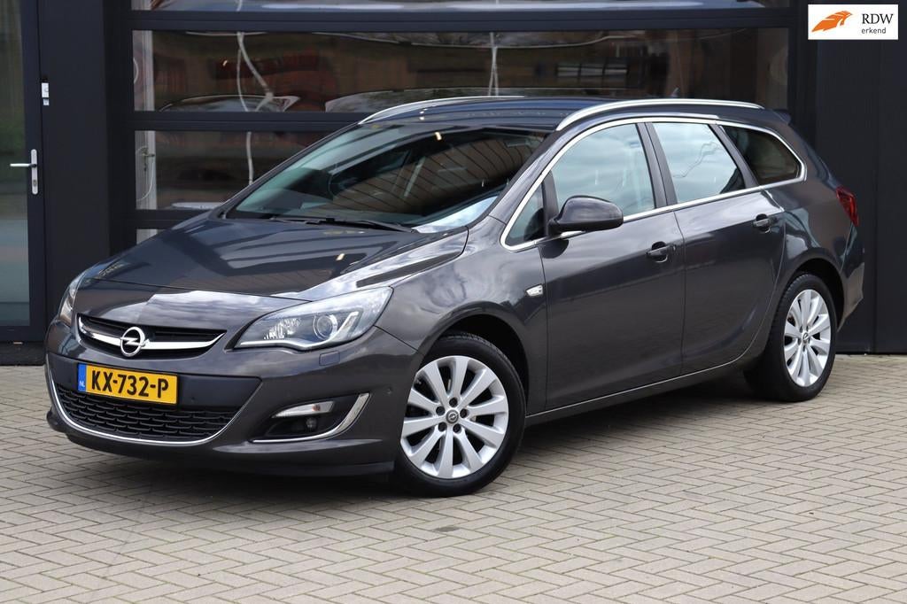Opel Astra Sports Tourer 1.4 Turbo Blitz | Xenon | Navi | Cr, Voorwielaandrijving, Gebruikt, Euro 6, Handgeschakeld