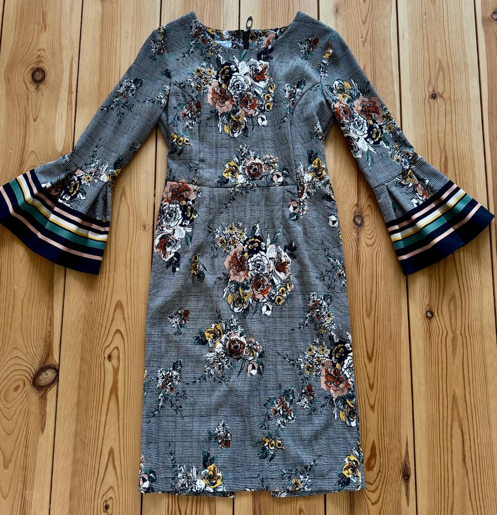 Jurk Rinascimento - Grijs Zwart Ruit bloem - Maat 40 Medium, Maat 38/40 (M), Zwart, Rinascimento, Ophalen of Verzenden