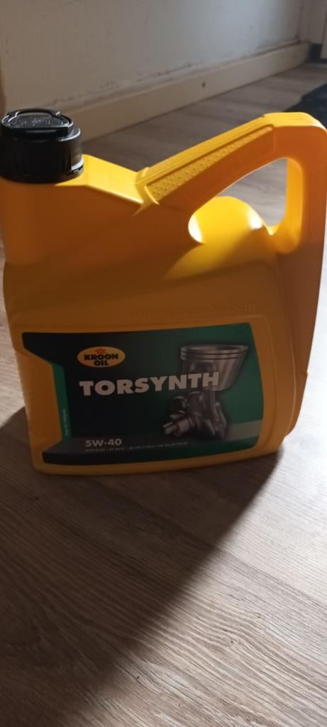 Gesloten Kroon Oil Torsynth 5W-40 motorolie - 4 liter, Ophalen of Verzenden, Nieuw, Universele onderdelen