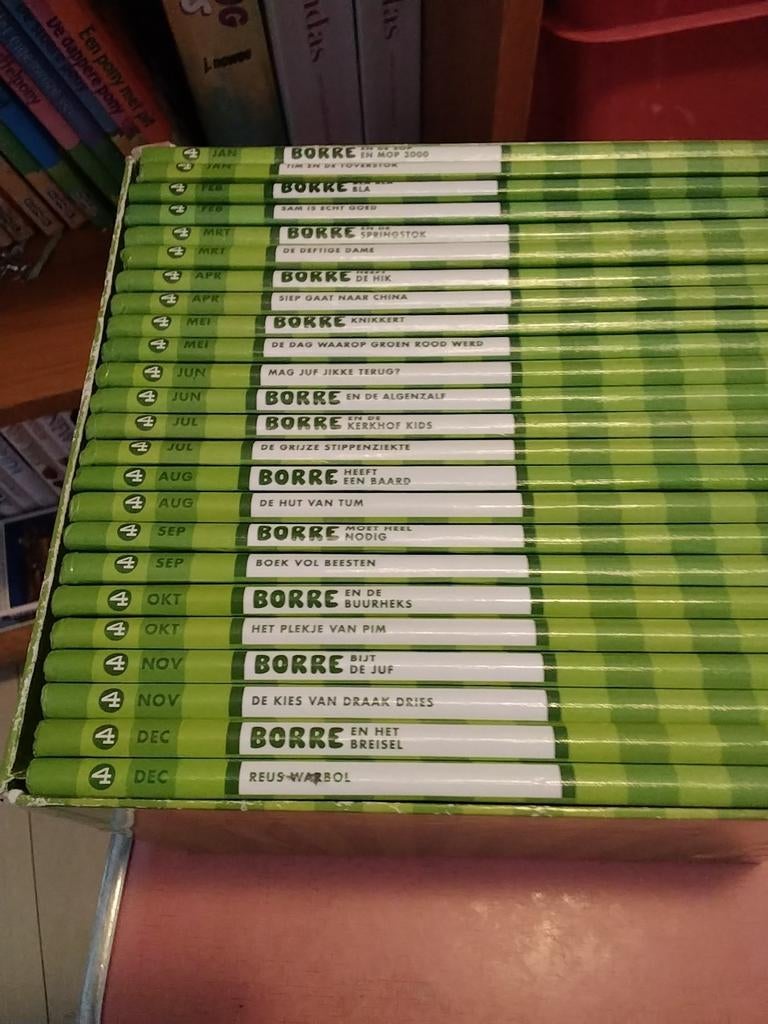 Borre de gestreepte boekjes 4  compleet nu € 35, 5 of 6 jaar, Fictie algemeen, Jongen of Meisje, Ophalen of Verzenden