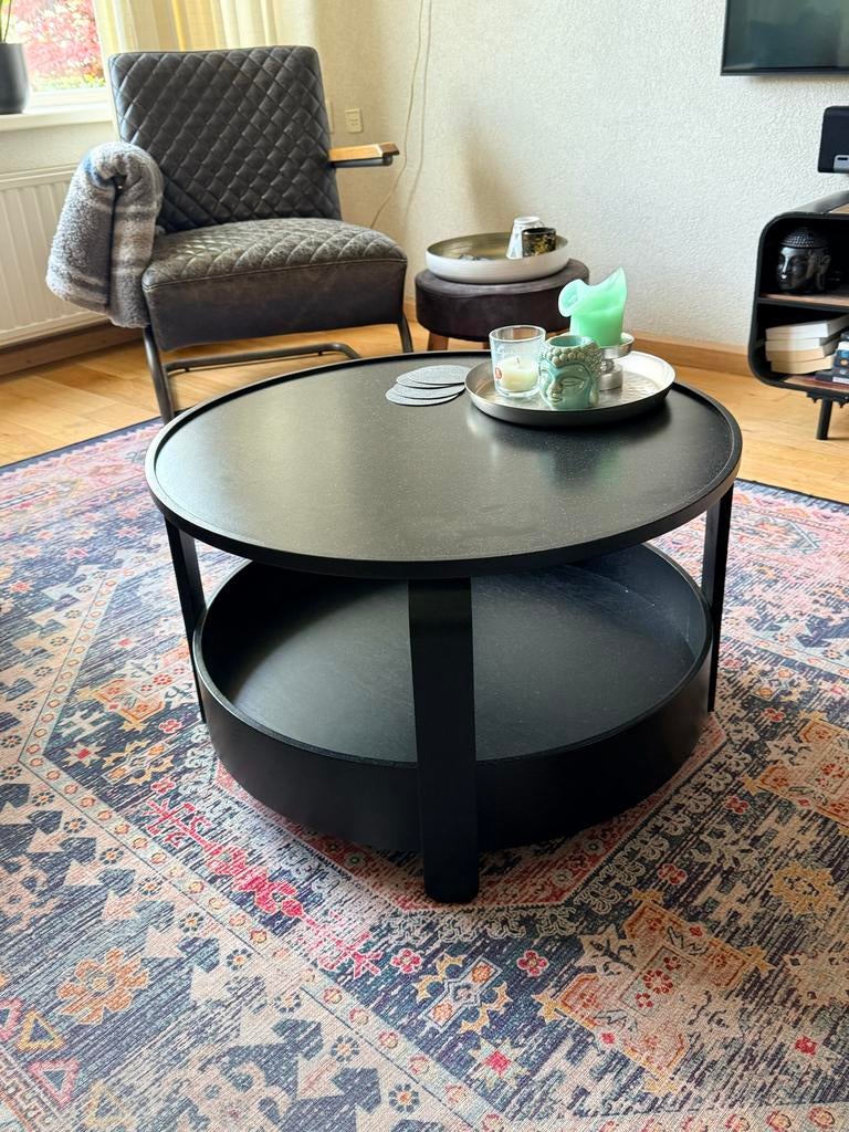IKEA Salontafel Borgeby Zwart - Zo goed als nieuw, Huis en Inrichting, Tafels | Salontafels, Ophalen, Overige materialen, Rond
