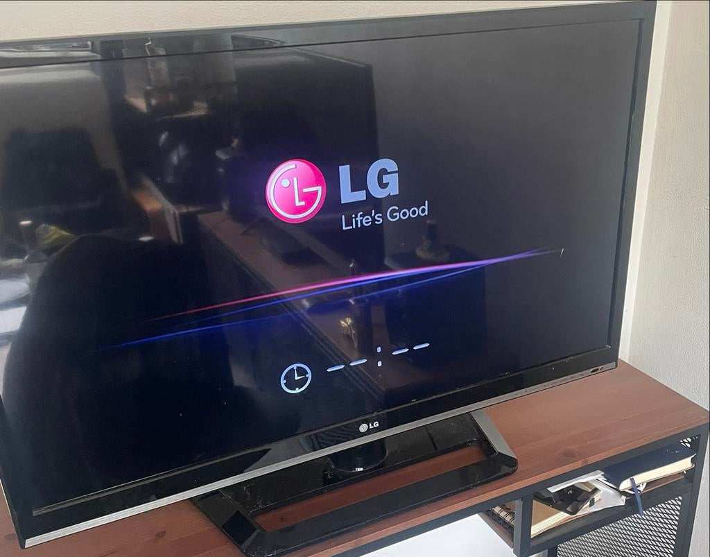 LG 37LS5600 Full HD LED TV (37 inch), 50 Hz, LG, Full HD (1080p), Gebruikt