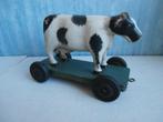 Oude koe op wieltjes voor 1940? Vache en Bois sur roulette, Antiek en Kunst, Antiek | Speelgoed, Ophalen of Verzenden