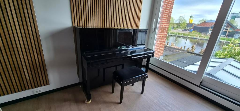 Yamaha U1G Piano - Zwart Hoogglans, Ophalen, Gebruikt, Zwart, Hoogglans