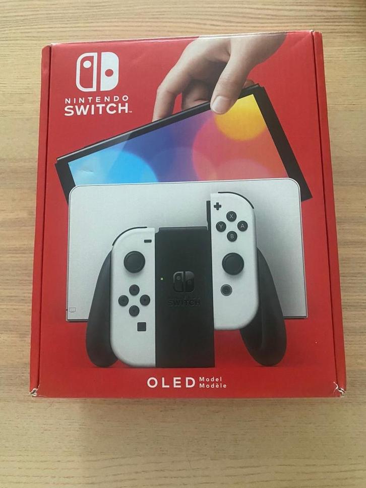 Nintendo Switch OLED + Mario Case & 32GB MicroSD, Spelcomputers en Games, Spelcomputers | Nintendo Switch, Zo goed als nieuw, Switch OLED