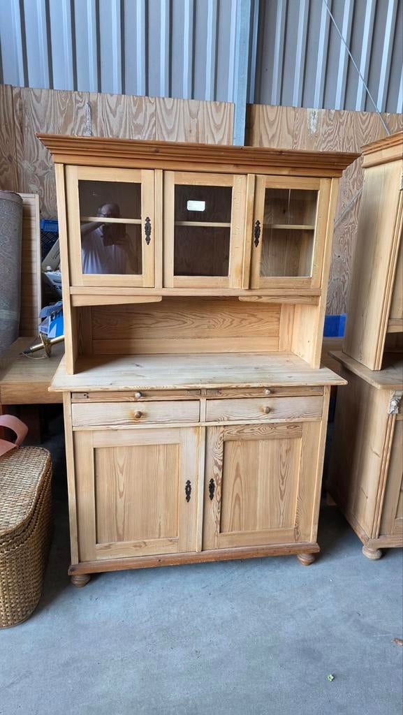 Twee antieke grenen buffetkasten, Ophalen of Verzenden
