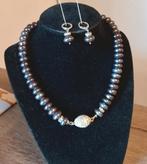 Collier met zwarte zoetwaterparels met passende oorbellen, Ophalen of Verzenden, Overige materialen, Ketting