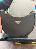 Prada tas, Verzenden, Zo goed als nieuw, Zwart, Handtas