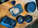 Blauw Servies - Borden en Kommen en ovenschalen, Ophalen, Zo goed als nieuw, Effen, Aardewerk