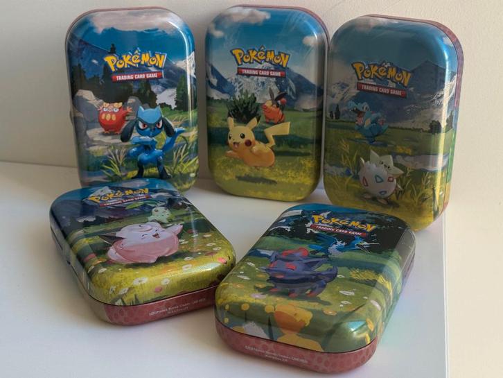 Art set Ascended Heroes Mini Tins (Leeg), Hobby en Vrije tijd, Verzamelkaartspellen | Pokémon, Nieuw, Overige typen, Ophalen of Verzenden
