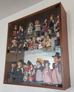 Verzameling poppen in traditionele kleding, Ophalen of Verzenden, Pop