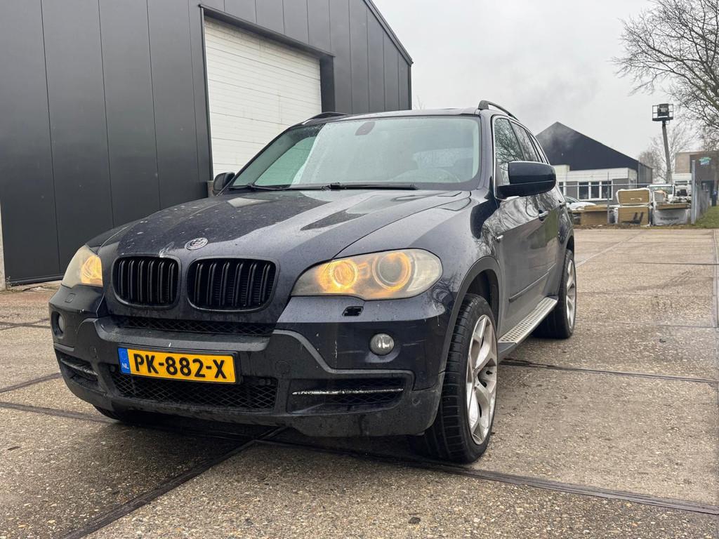 BMW X5 XDrive48i High Executive KOPPAKING LEK, 2700 kg, Gebruikt, 4799 cc, 2145 kg