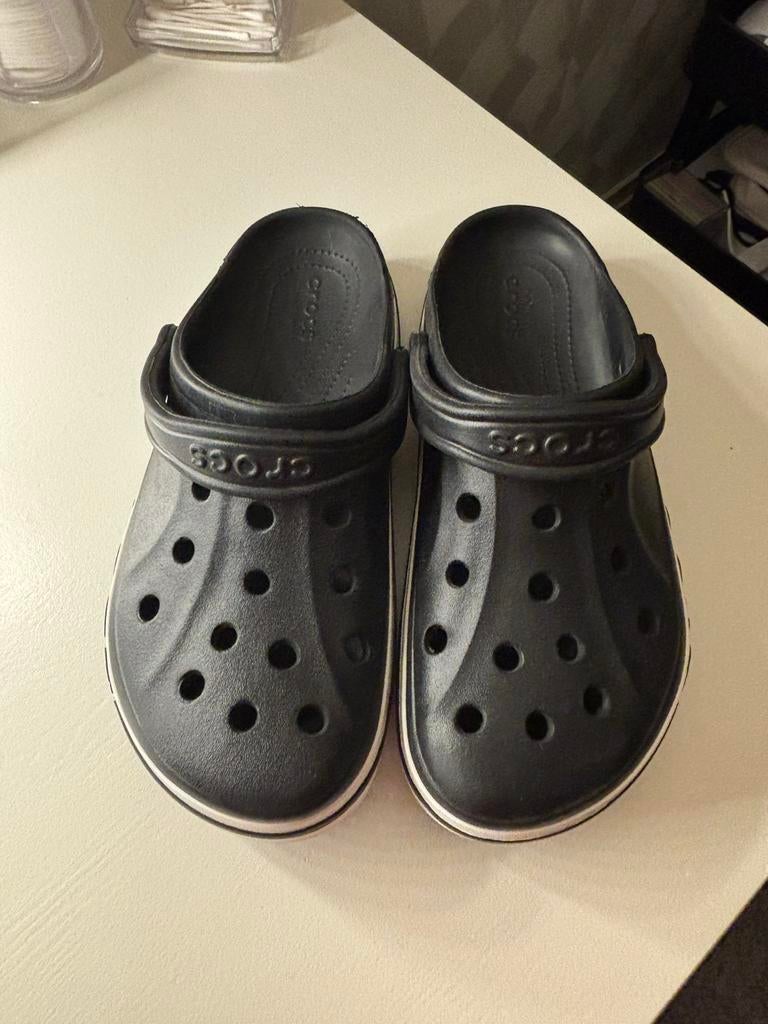 Crocs zwart, Schoentjes, Zo goed als nieuw, Verzenden, Jongetje of Meisje