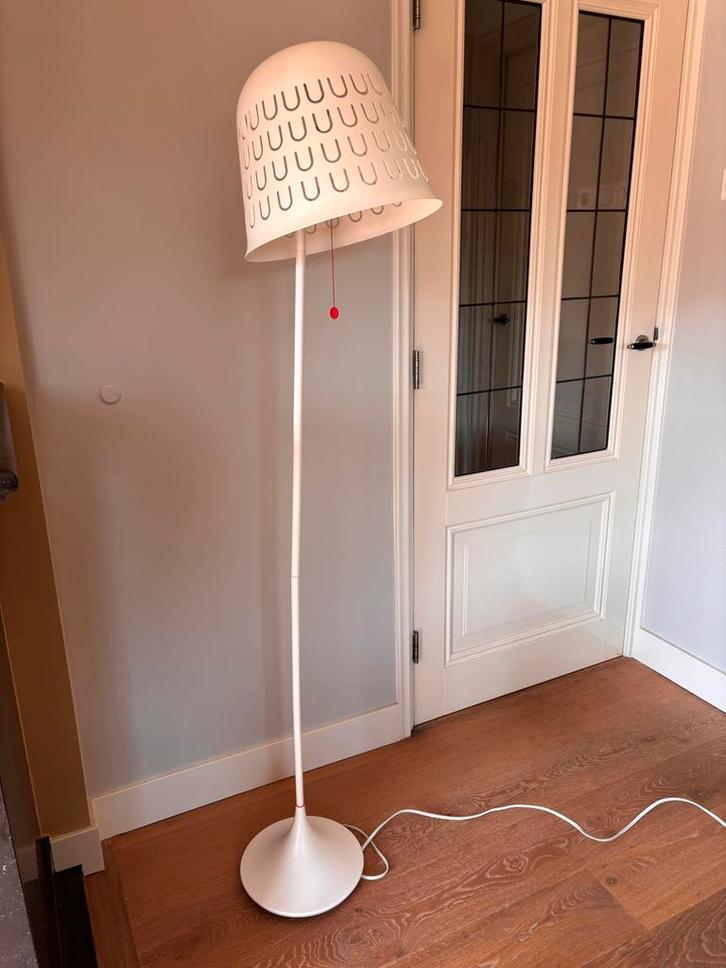 IKEA PS 2014 vintage Vloerlamp - Wit, Modern Design, Huis en Inrichting, Lampen | Vloerlampen, Zo goed als nieuw, 150 tot 200 cm
