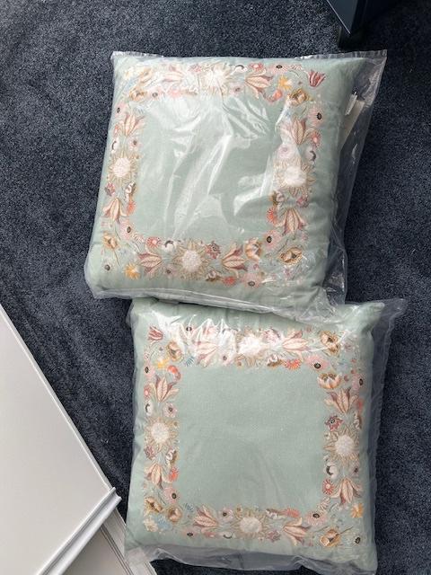 Essenza 2 Sierkussens 50/50  70% Katoen 30% Linnen, Huis en Inrichting, Woonaccessoires | Kussens, Nieuw, Groen, Vierkant, Ophalen of Verzenden