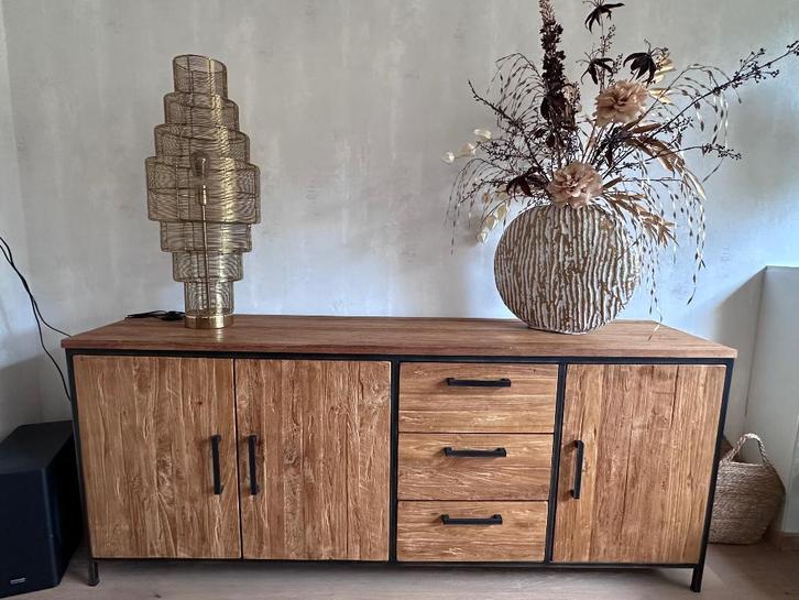 Dressoir Romaro, Huis en Inrichting, Kasten | Dressoirs, Zo goed als nieuw, 150 tot 200 cm, 25 tot 50 cm, Met lade(s), Met deur(en)