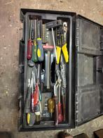 Gereedschapskoffer curver met diverse gereedschappen, Ophalen