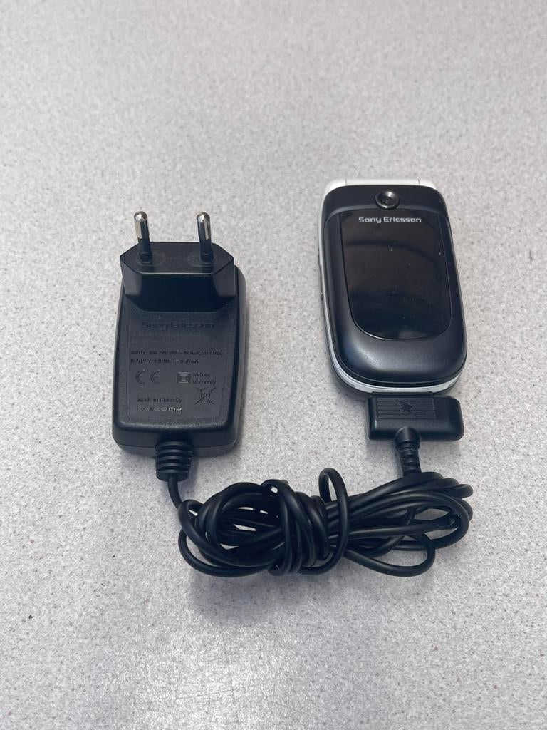 Sony Ericsson Z310i, Ophalen of Verzenden, Zo goed als nieuw