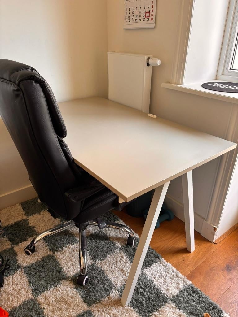 Grey Work Office Table, Ophalen