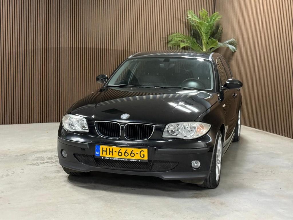 BMW 1-serie 116i Executive (bj 2005), Auto's, BMW, 1596 cc, Gebruikt, 4 cilinders, 635 kg
