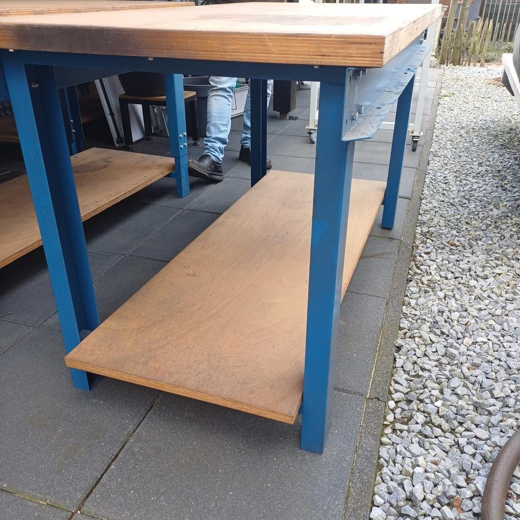 Stevige werkbanken 2x kwaliteit, Doe-het-zelf en Verbouw, Werkbanken, Ophalen
