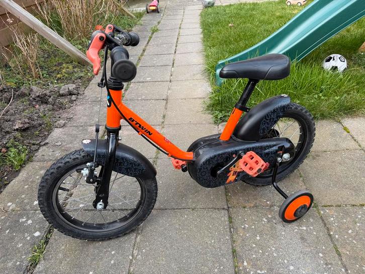 Btwin Robot 500 14 inch kinderfiets met zijwieltjes, Fietsen en Brommers, Fietsen | Kinderfietsjes, Gebruikt, Minder dan 16 inch