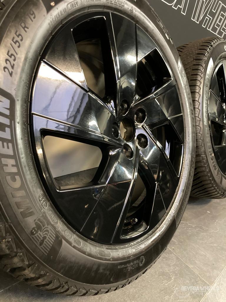 19” originele Opel Grandland II velgen + allseason banden, 19 inch, Gebruikt, -, -