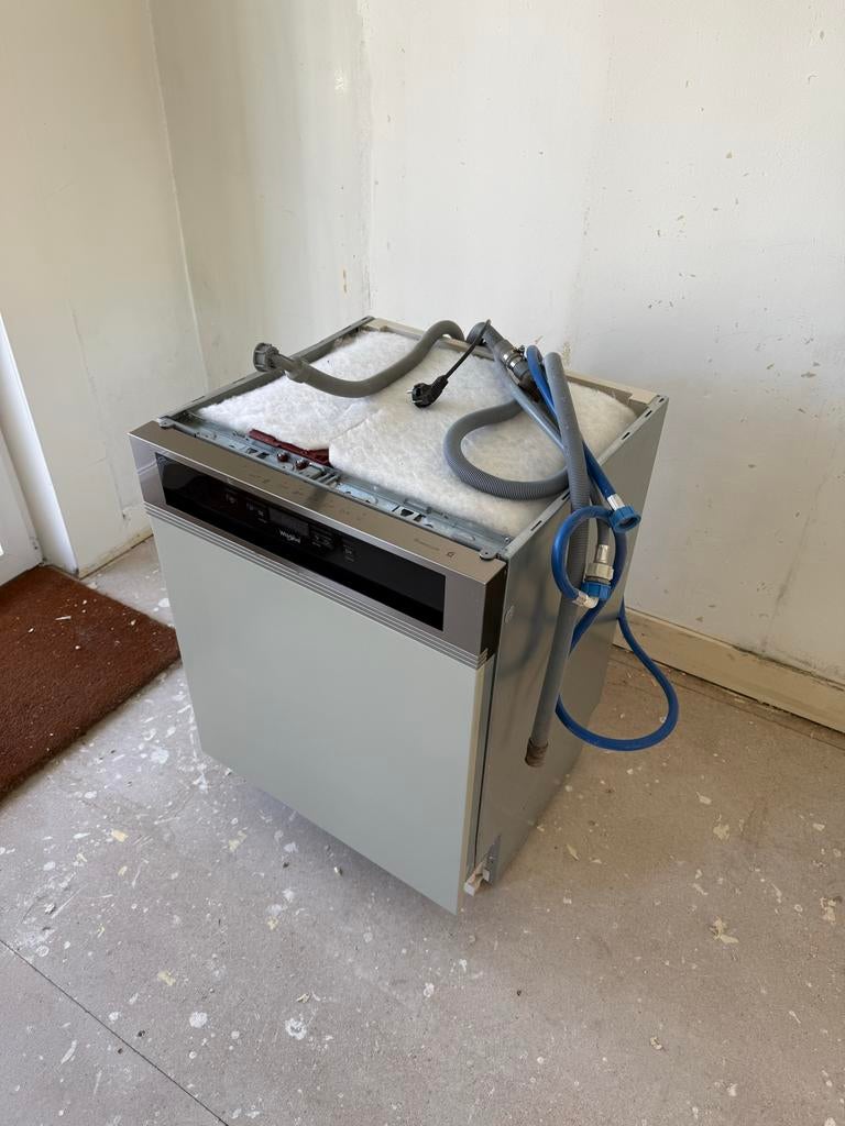 Whirlpool 6th Sense Powerclean inbouw vaatwasser, Witgoed en Apparatuur, Vaatwasmachines, Ophalen, Gebruikt, Minder dan 85 cm