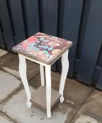 Plantentafeltje/ bijzettafel/nachtkastje tafeltje, Ophalen of Verzenden, Zo goed als nieuw, Hout