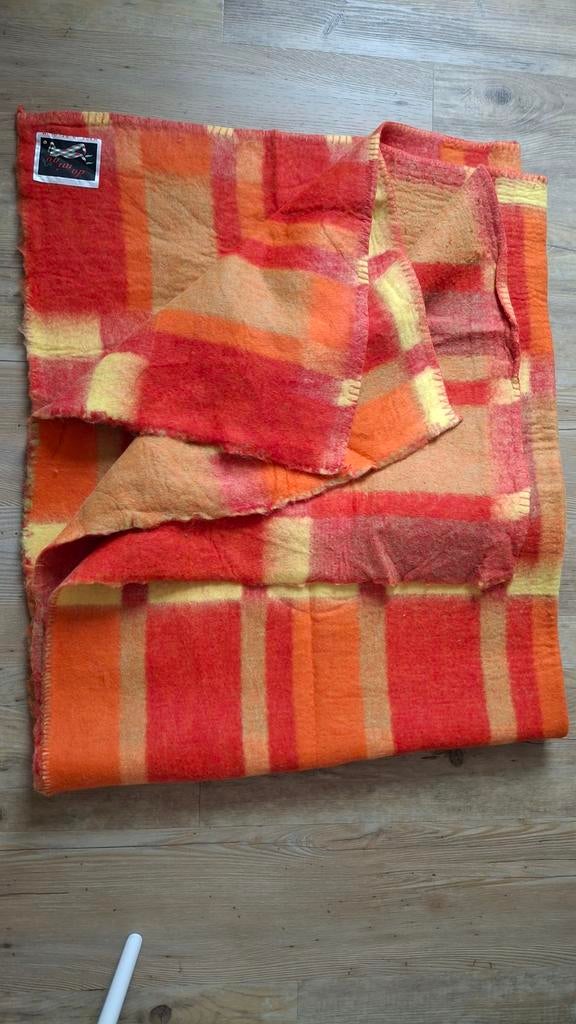 Vintage deken, Huis en Inrichting, Woonaccessoires | Plaids en Woondekens, Ophalen, Gebruikt