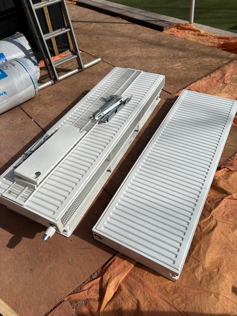 Thermrad Super 8 compact radiatoren, Ophalen, 30 tot 80 cm, Gebruikt, Radiator