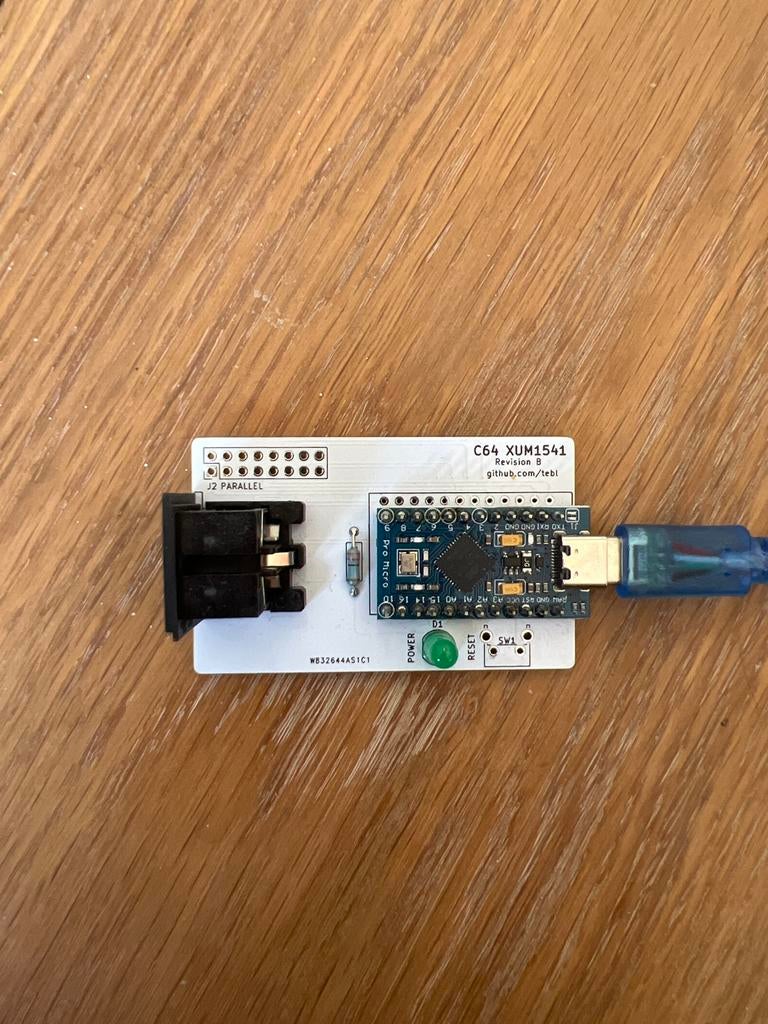 C64 XUM1541 USB naar Commodore 1541 Diskdrive Adapter, Computers en Software, Vintage Computers, Ophalen of Verzenden