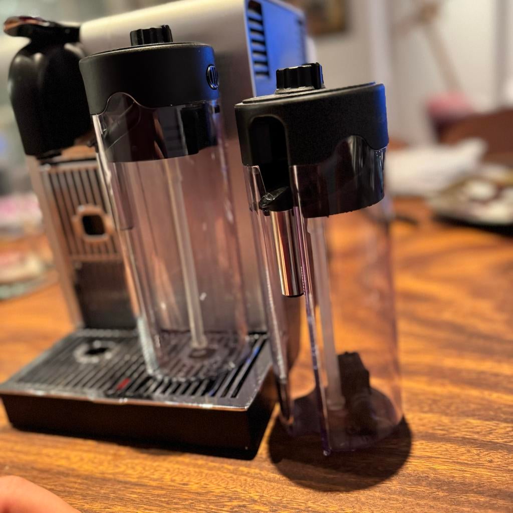 Nespresso DeLonghi Lattissima One - Koffiezetapparaat, Ophalen, Gebruikt, Espresso apparaat, 1 kopje