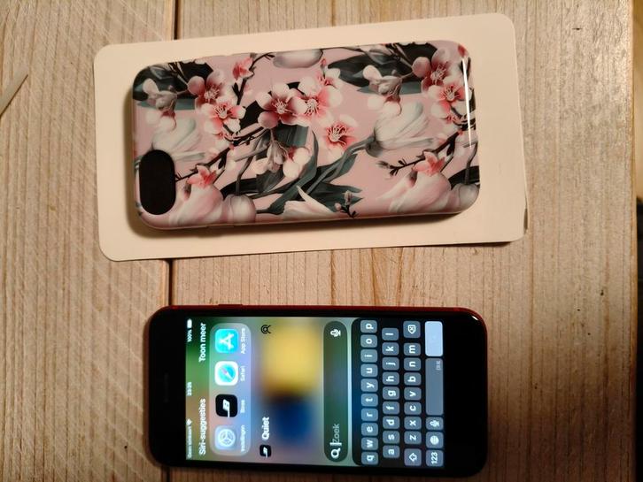 iPhone SE 64GB Rood met nieuw hoesje A2275 2e generatie, Telecommunicatie, Mobiele telefoons | Apple iPhone, Gebruikt, 64 GB, iPhone SE (2020)