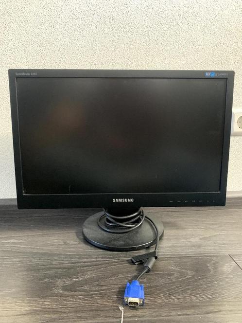 Samsung 2243SN – 22" LCD-monitor, Computers en Software, Monitoren, Gebruikt, Thunderbolt, VGA, Ophalen