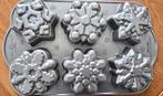 NORDIC  WARE SNOWFLAKE CAKELET, Hobby en Vrije tijd, Ophalen of Verzenden, Taarten, Bakvorm
