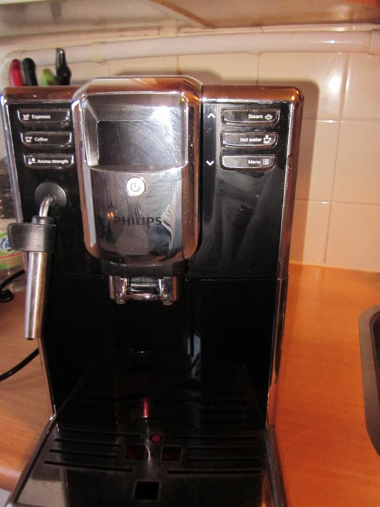 Koffie bonen machine, Espresso apparaat, Zo goed als nieuw, Afneembaar waterreservoir, Koffiebonen