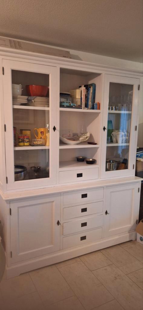 Witte buffetkast met glas, Huis en Inrichting, Kasten | Buffetkasten, Gebruikt, 200 cm of meer, 150 tot 200 cm, 25 tot 50 cm, Met lade(s)