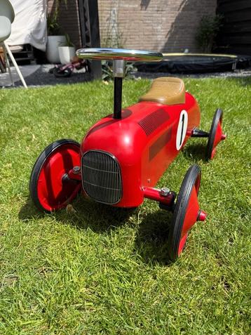 Stalen loopauto retro beschikbaar voor biedingen