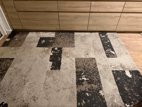 Vloerkleed 2 stuks, Huis en Inrichting, Stoffering | Vloerbedekking, Zo goed als nieuw, Tapijt, minder dan 10 m², Ophalen