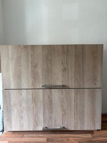 2 boven keukenkasten 90x39 inclusief verlichting