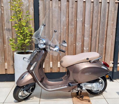 Vespa Primavera, Fietsen en Brommers, Scooters | Vespa, Zo goed als nieuw, Ophalen