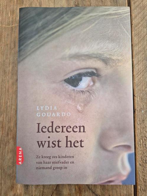 Lydia Gouardo - Iedereen wist het, Boeken, Literatuur, Zo goed als nieuw, Ophalen of Verzenden