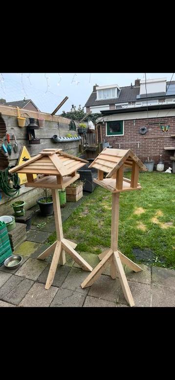 Voederhuisjes vanaf €25,00 beschikbaar voor biedingen