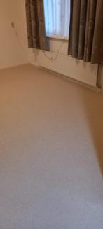 Wollen vloerbedekking met dikke, zachte ondervloer, Ophalen, Beige, Zo goed als nieuw, 25 tot 50 m²