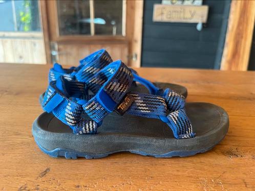 Teva hurricane sandalen, Kinderen en Baby's, Kinderkleding | Schoenen en Sokken, Zo goed als nieuw, Overige typen, Ophalen of Verzenden