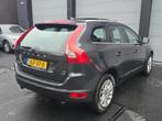 Volvo XC60 3.0 T6 AWD YOUNGTIMER, PANO, LEER, NIEUWE APK, Auto's, Volvo, Automaat, Gebruikt, 2000 kg, Bedrijf